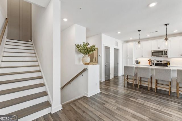 454 Burton Drive, Alpharetta, GA 30009