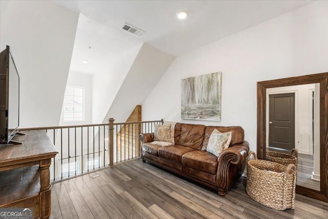 454 Burton Drive, Alpharetta, GA 30009