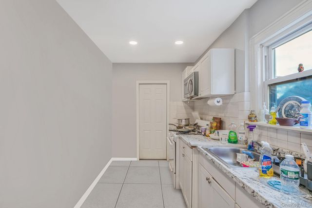 200 Princeton Street, Hempstead, NY 11550