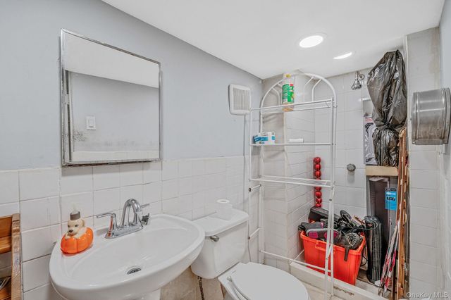 200 Princeton Street, Hempstead, NY 11550