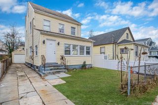 200 Princeton Street, Hempstead, NY 11550