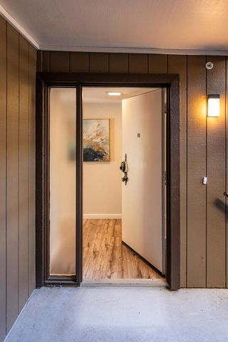 3316 Brittan Avenue 11, San Carlos, CA 94070