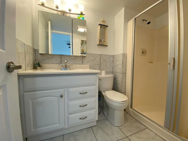 138 Lake Frances Drive, West Palm Beach, FL 33411