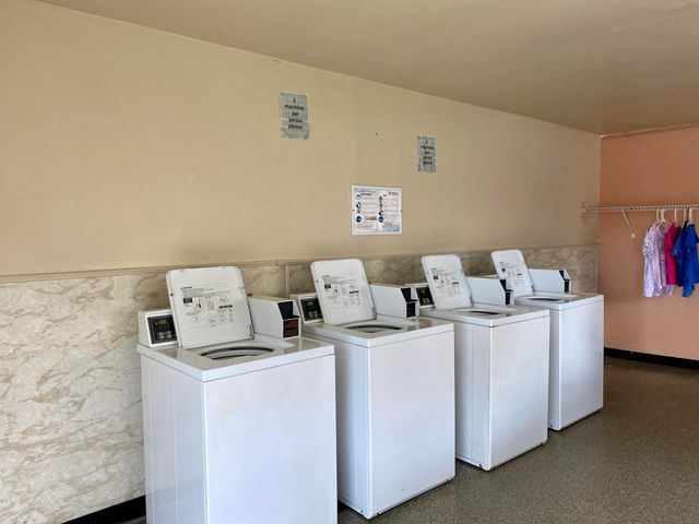 138 Lake Frances Drive, West Palm Beach, FL 33411