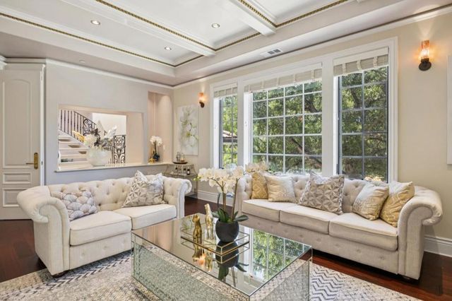 730 S El Monte Avenue, Los Altos, CA 94022