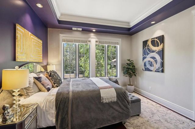 730 S El Monte Avenue, Los Altos, CA 94022