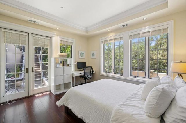 730 S El Monte Avenue, Los Altos, CA 94022