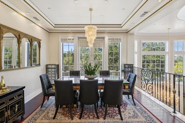 730 S El Monte Avenue, Los Altos, CA 94022