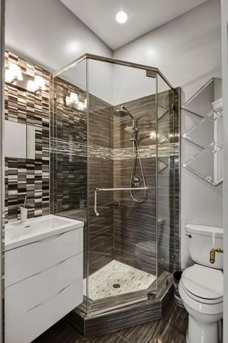 730 S El Monte Avenue, Los Altos, CA 94022
