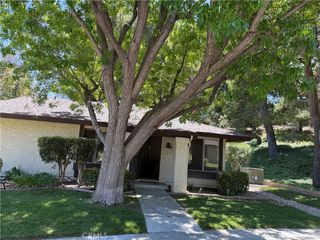 26331 Oakspur, Newhall, CA 91321