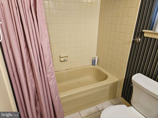 6 STAFFORD CT, Mount Holly, NJ 08060