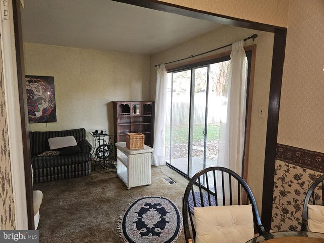 6 STAFFORD CT, Mount Holly, NJ 08060