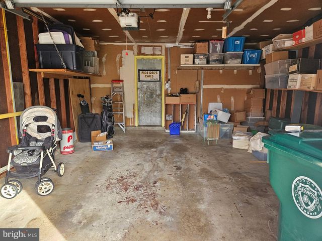 6 STAFFORD CT, Mount Holly, NJ 08060