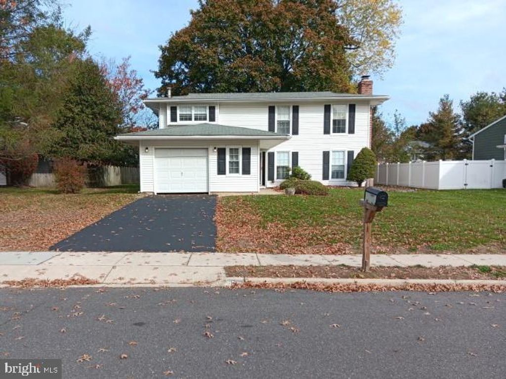 6 STAFFORD CT, Mount Holly, NJ 08060