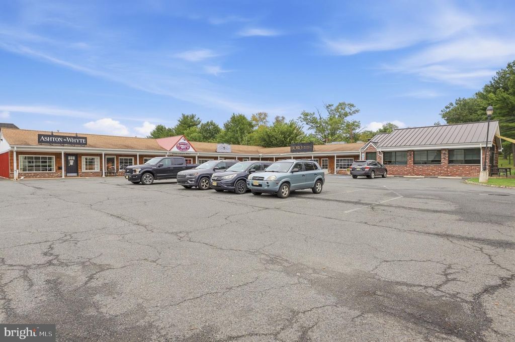 157 W DELAWARE AVE, Pennington, NJ 08534 — photo 3