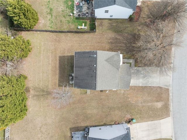 4043 Windstream Court, Jamestown, NC 27282