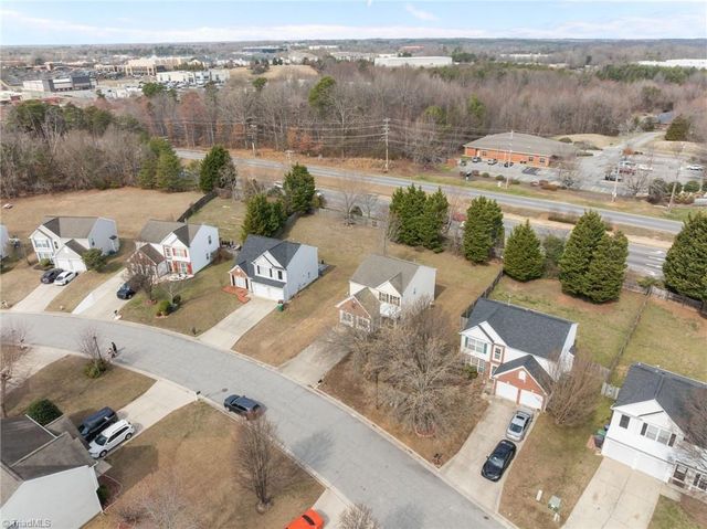 4043 Windstream Court, Jamestown, NC 27282