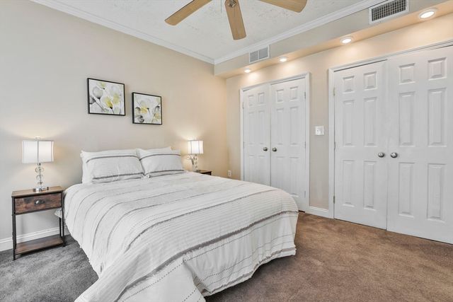 12 Linden Rd 12, Melrose, MA 02176