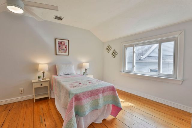 12 Linden Rd 12, Melrose, MA 02176