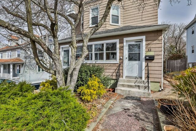 12 Linden Rd 12, Melrose, MA 02176