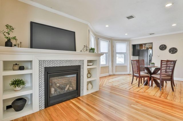 12 Linden Rd 12, Melrose, MA 02176