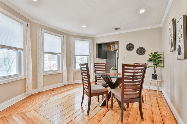 12 Linden Rd 12, Melrose, MA 02176