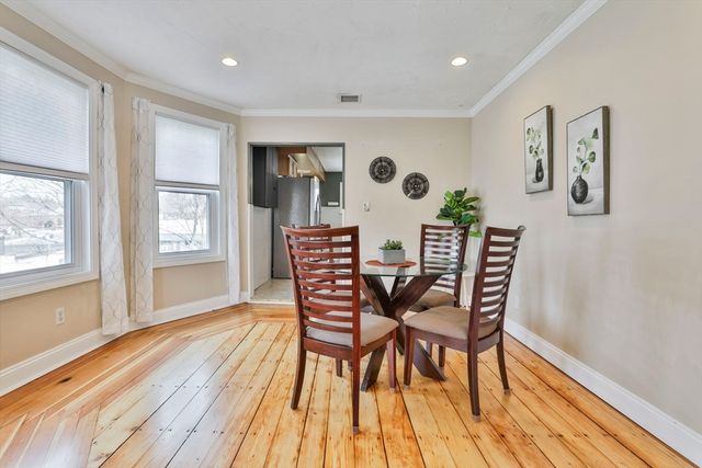 12 Linden Rd 12, Melrose, MA 02176