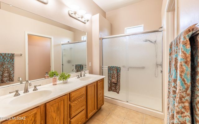 5069 W Desert Eagle Circle, Marana, AZ 85658