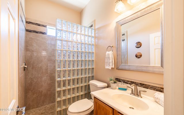 5069 W Desert Eagle Circle, Marana, AZ 85658