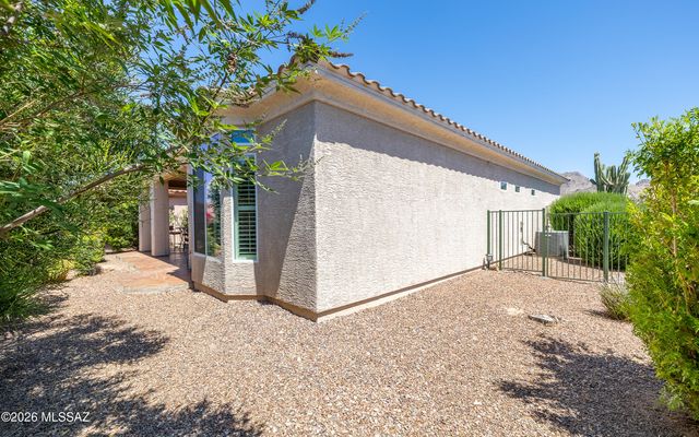 5069 W Desert Eagle Circle, Marana, AZ 85658