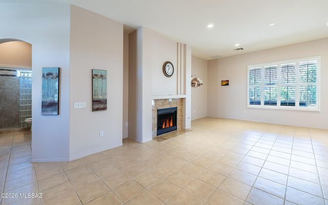 5069 W Desert Eagle Circle, Marana, AZ 85658