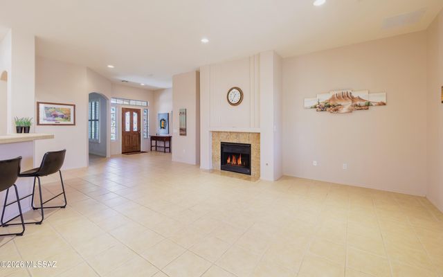 5069 W Desert Eagle Circle, Marana, AZ 85658