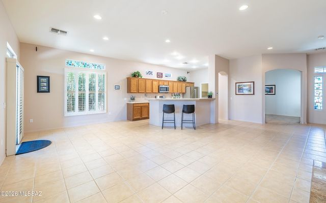 5069 W Desert Eagle Circle, Marana, AZ 85658