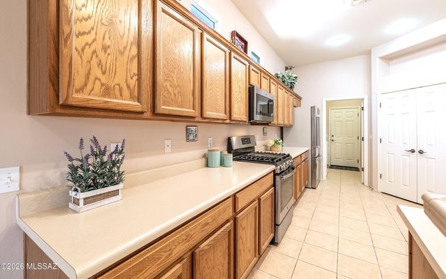 5069 W Desert Eagle Circle, Marana, AZ 85658