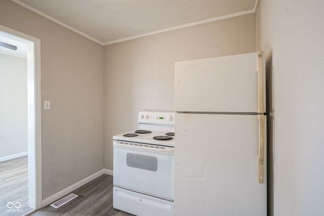 2406 Stuart Street, Indianapolis, IN 46218