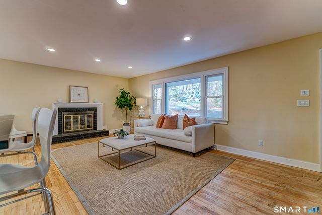 24 Evergreen Road, North Branford, CT 06472