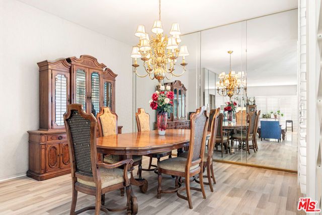 6704 Bedford Avenue, Los Angeles, CA 90056