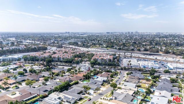 6704 Bedford Avenue, Los Angeles, CA 90056