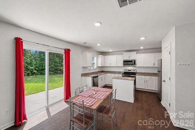 7217 Finnigan Road, Charlotte, NC 28215