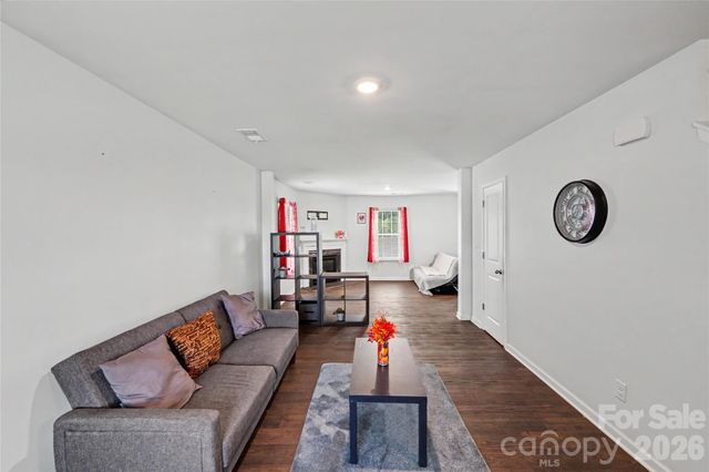 7217 Finnigan Road, Charlotte, NC 28215