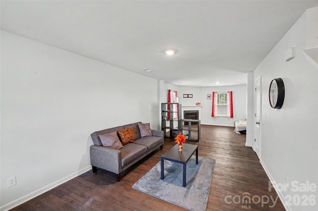 7217 Finnigan Road, Charlotte, NC 28215