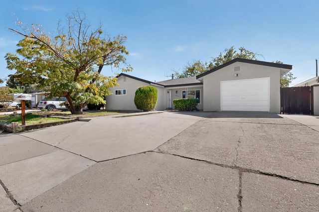 4016 Ponderosa Avenue NE, Albuquerque, NM 87110