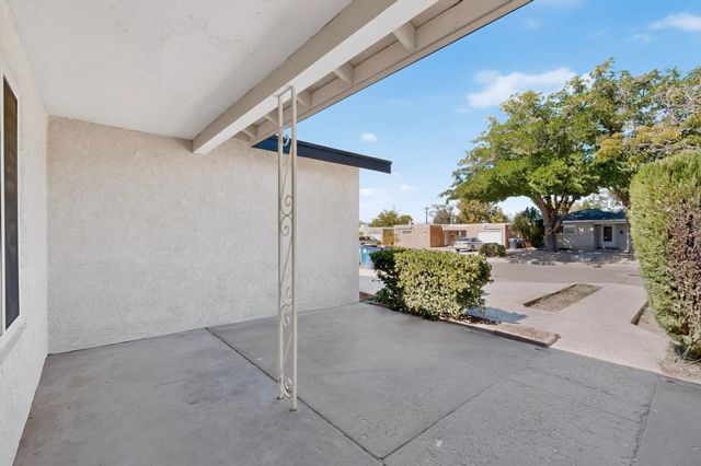 4016 Ponderosa Avenue NE, Albuquerque, NM 87110