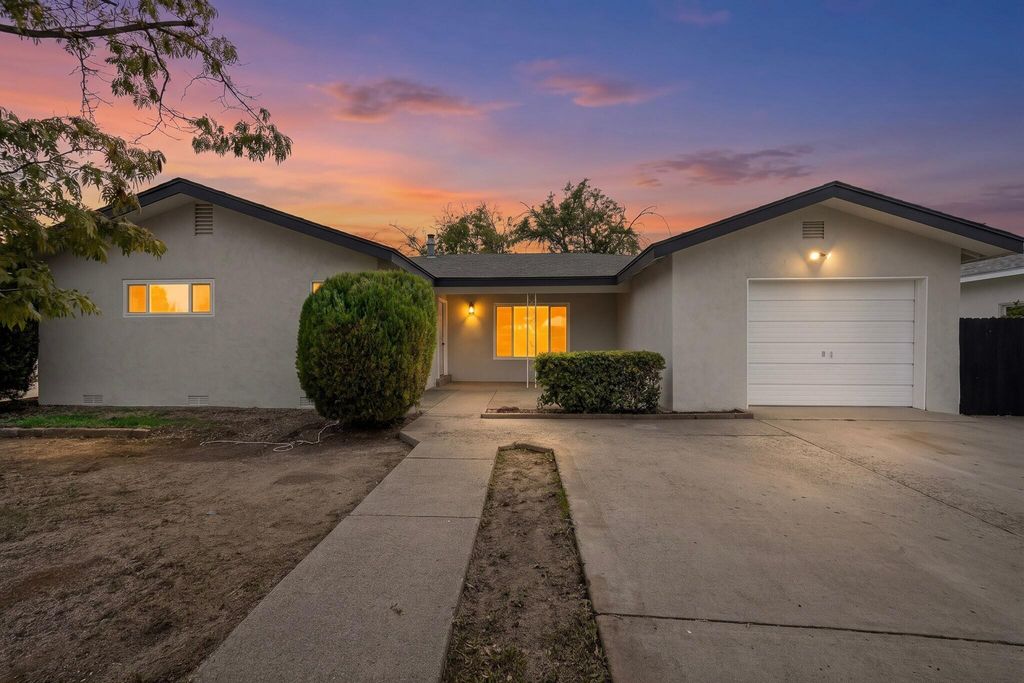 4016 Ponderosa Avenue NE, Albuquerque, NM 87110