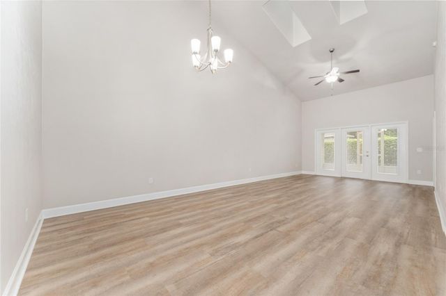 1093 NW 126TH WAY, Newberry, FL 32669