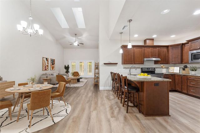 1093 NW 126TH WAY, Newberry, FL 32669