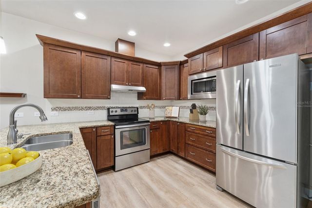 1093 NW 126TH WAY, Newberry, FL 32669