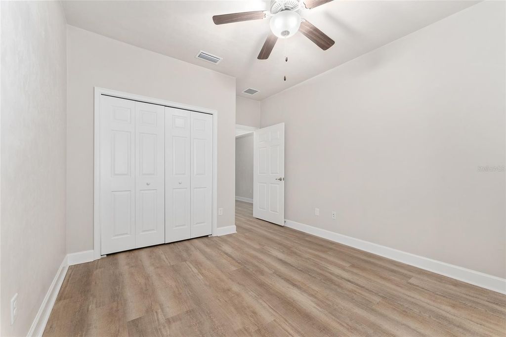 Image 41 of property listing at 1093 NW 126TH WAY, Newberry, FL 32669