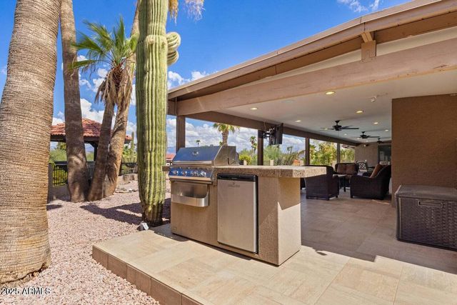 10626 N INDIAN WELLS Drive, Fountain Hills, AZ 85268