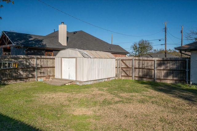 132 Curtis Lane, Quinlan, TX 75474